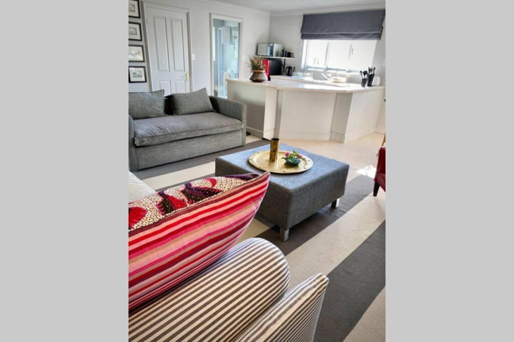Hensley Cottage - A Garden Cottage. Plettenberg Bay Exterior photo